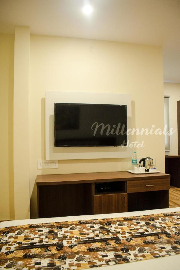 Millennials Hotel Anekal Екстериор снимка