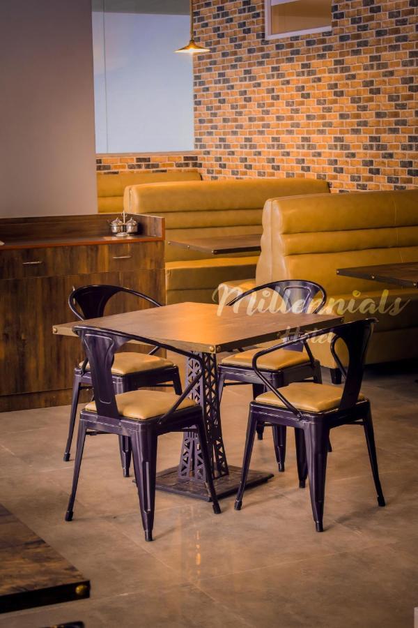 Millennials Hotel Anekal Екстериор снимка